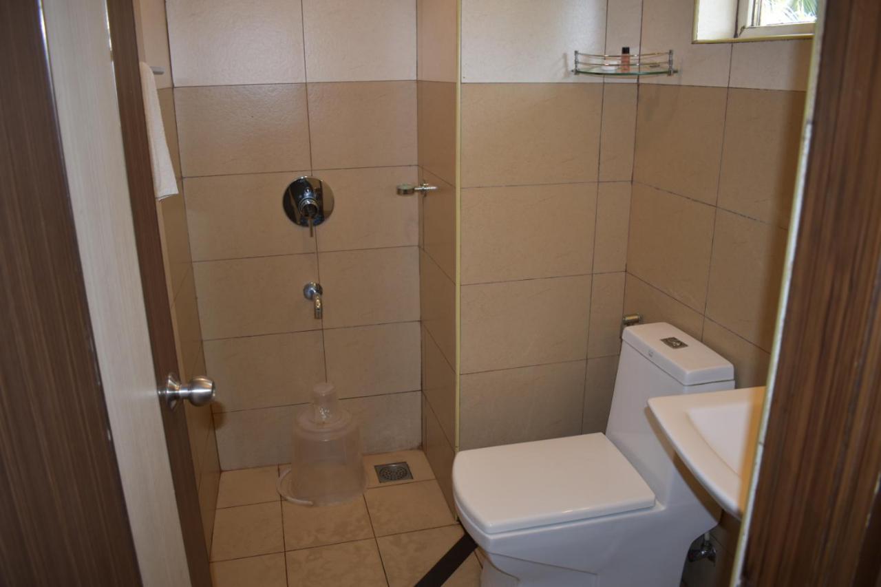 Hotel South Regency, Ernakulam Kochi Kültér fotó
